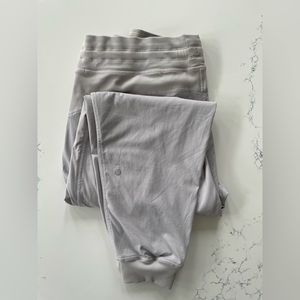 Lululemon lined Gray jogger pants - SZ -14. Light Gray